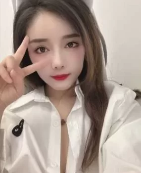 年轻的少妇