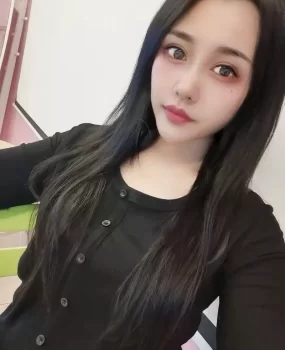 保定莲池会喷水的高颜值骚女