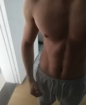 有素质有颜有身体，特战退伍