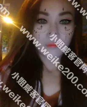约炮小陶子爽得不要不要的